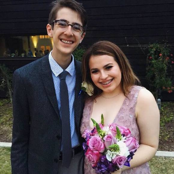 Meet your Posher, Rachel - Picture 1 of 1